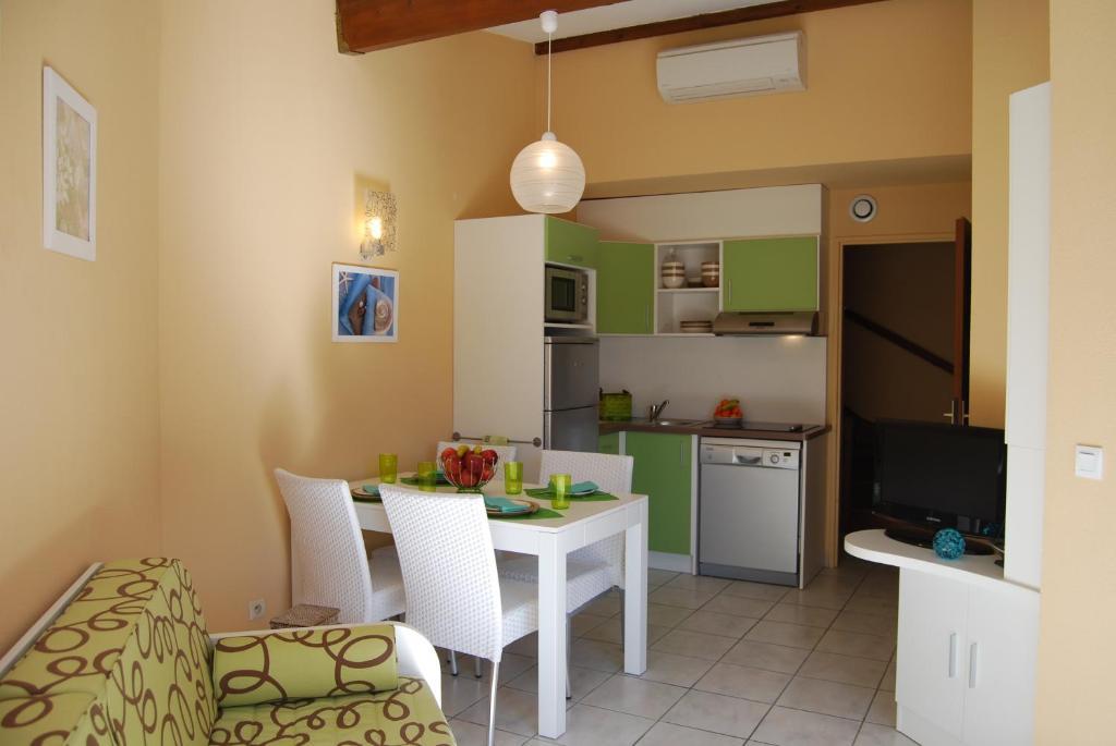 Lagrange Grand Bleu Vacances - Residence Les Jardins De Neptune Saint-Cyprien  Kamer foto